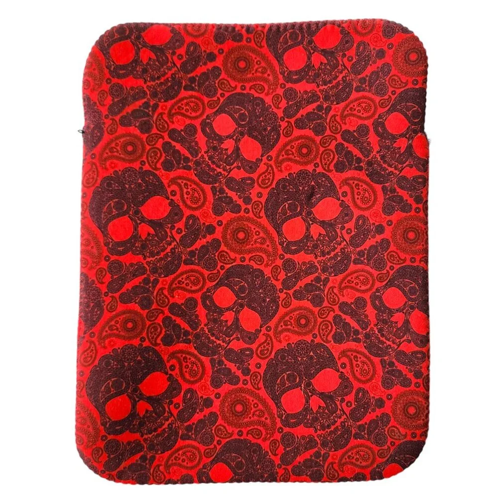 Xtreme Reversible Neoprene Case for iPad 2 and the new iPad.